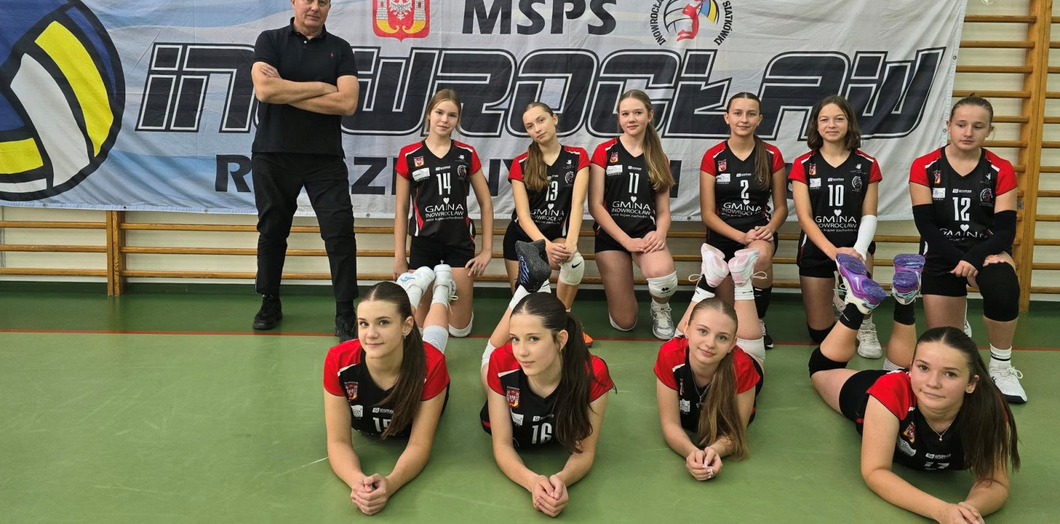 Inowrocław - Udany start młodych siatkarek z Inowrocławia