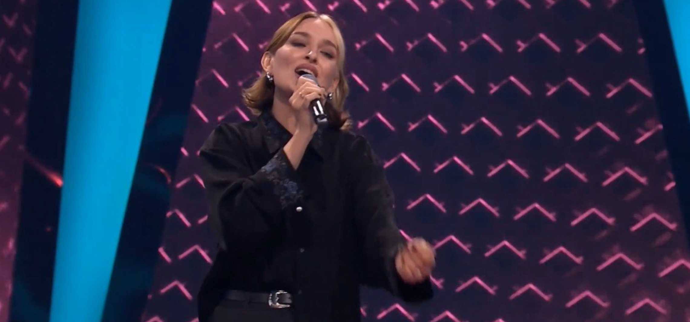 Anna Kędzierska z Inowrocławia awansowała do kolejnego etapu The Voice od Poland