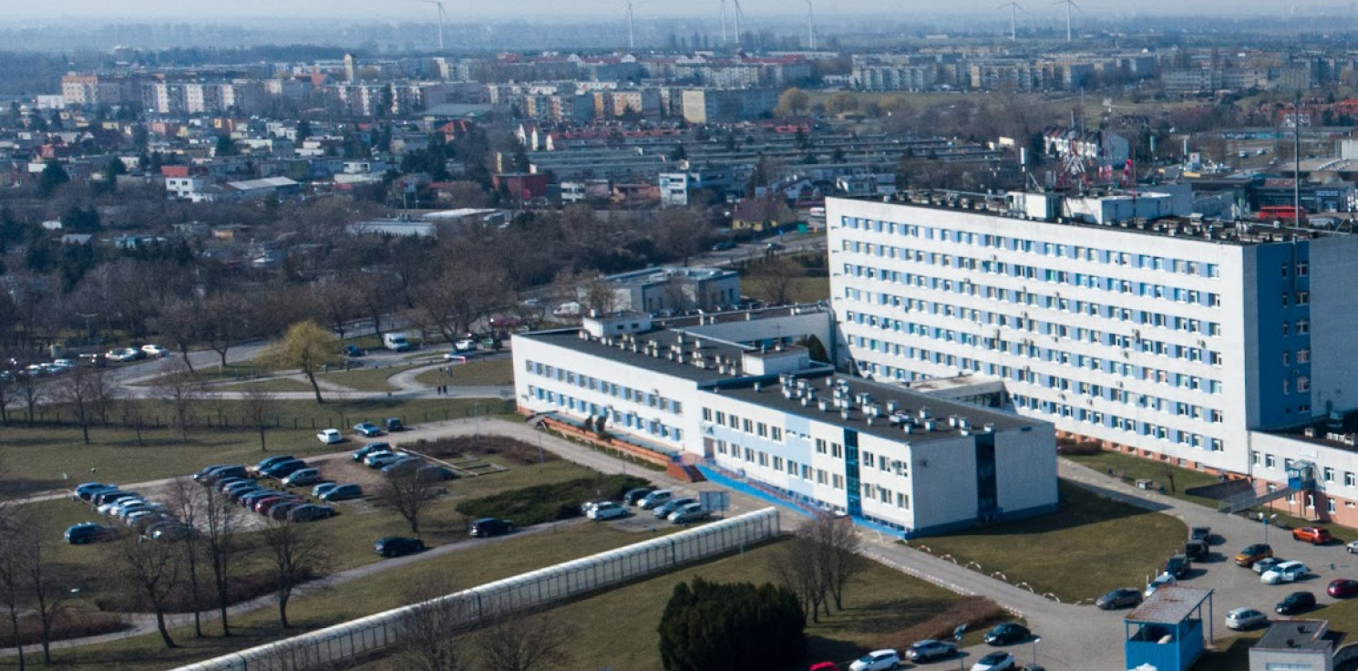 Inowrocław - Muzycy dla pogorzelców, otwarto Centrum Usług Społecznych, koniec z darmowym parkowaniem