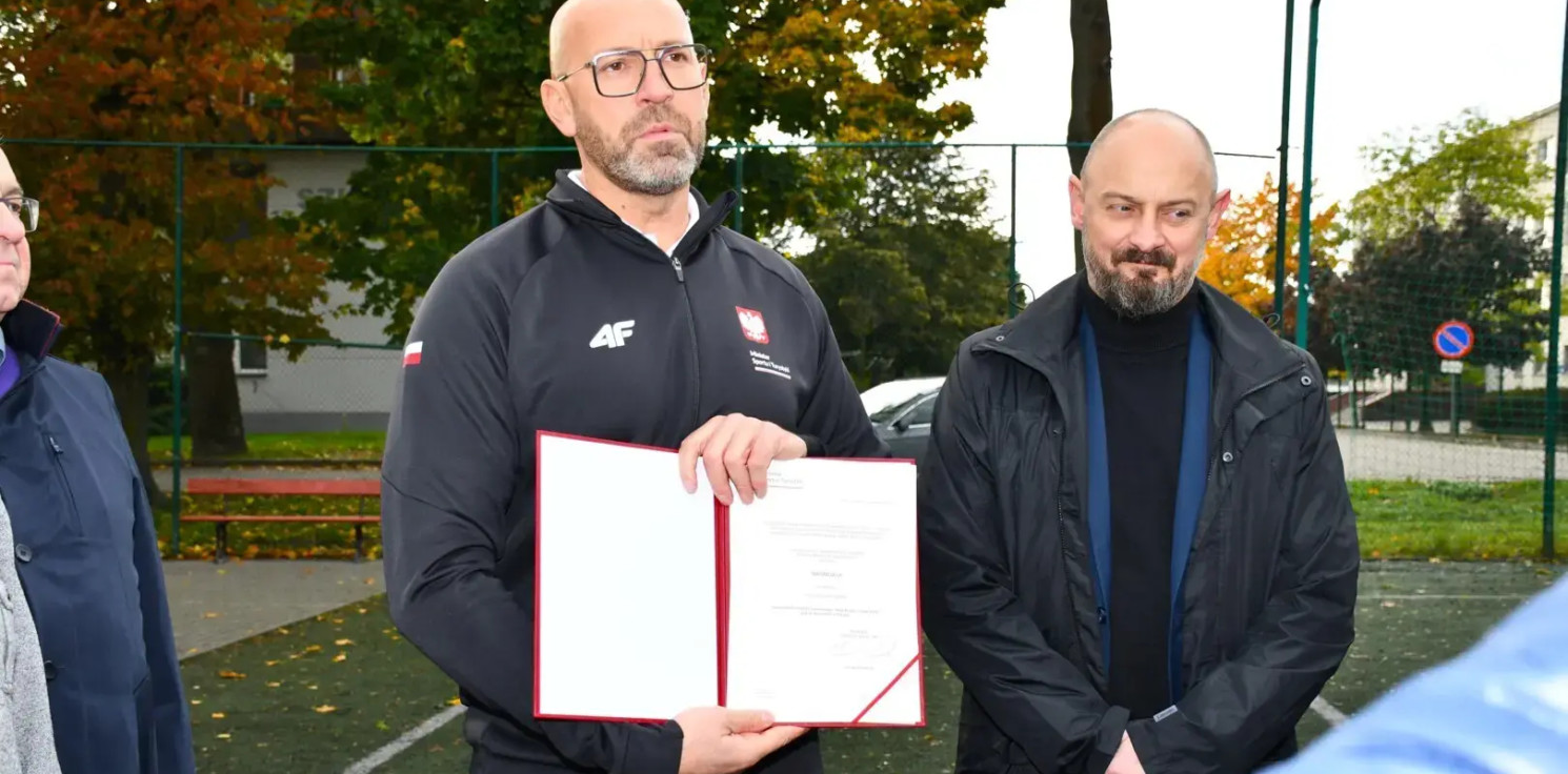 Pakość.online - Minister sportu odwiedził Pakość. Z dobrymi wiadomościami