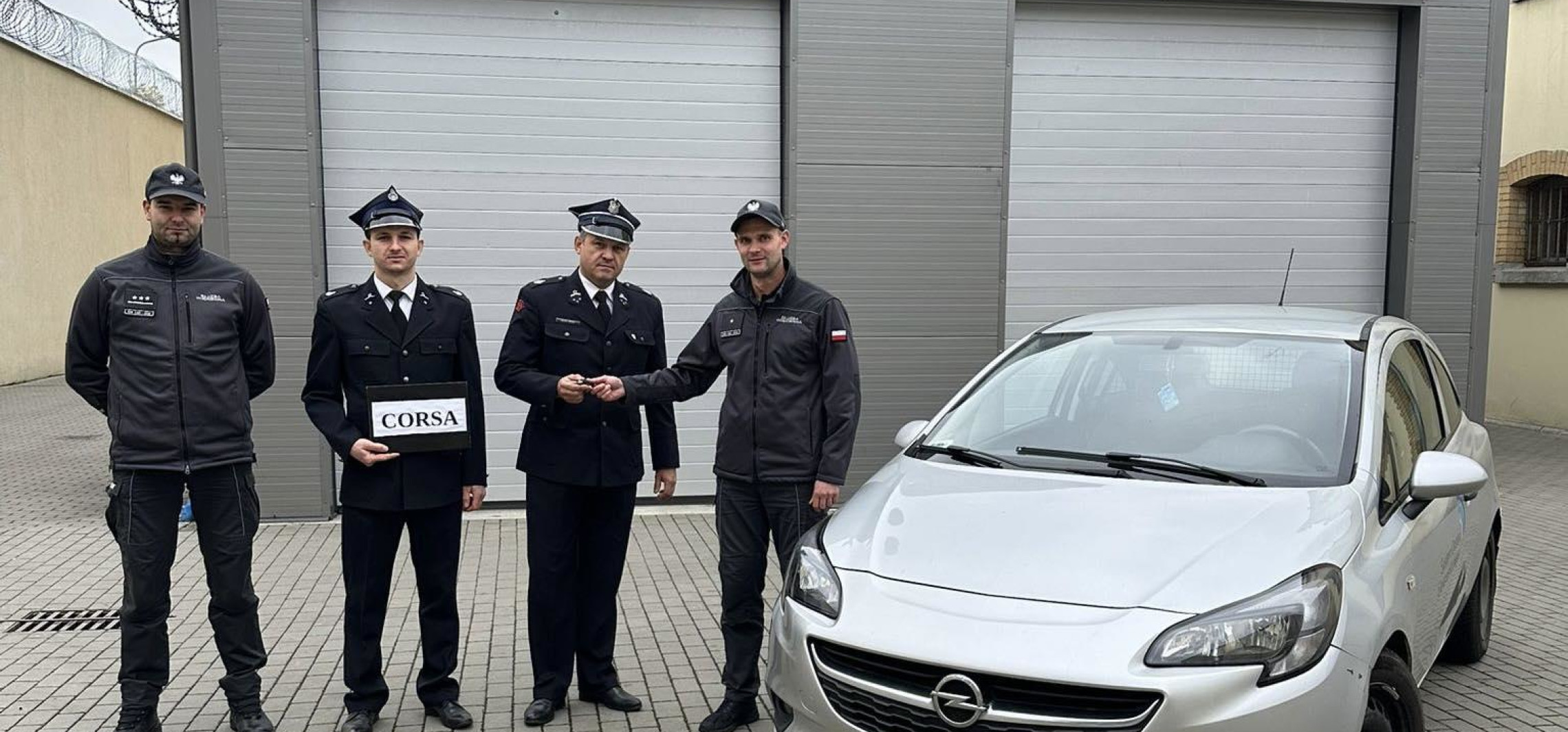 Nowe auto w OSP. Od strażników więziennych