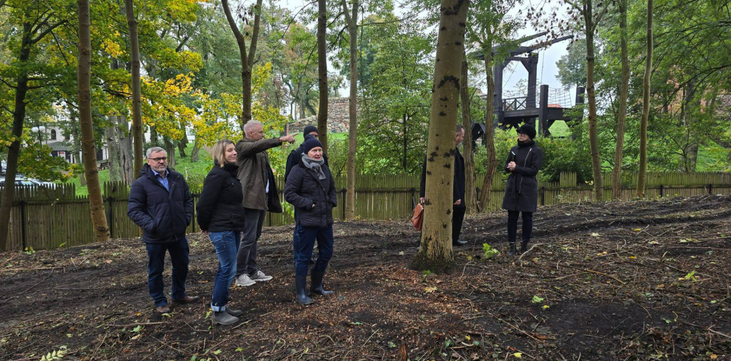 Kruszwica.online - Teren przy Mysiej Wieży znów zbadają archeolodzy