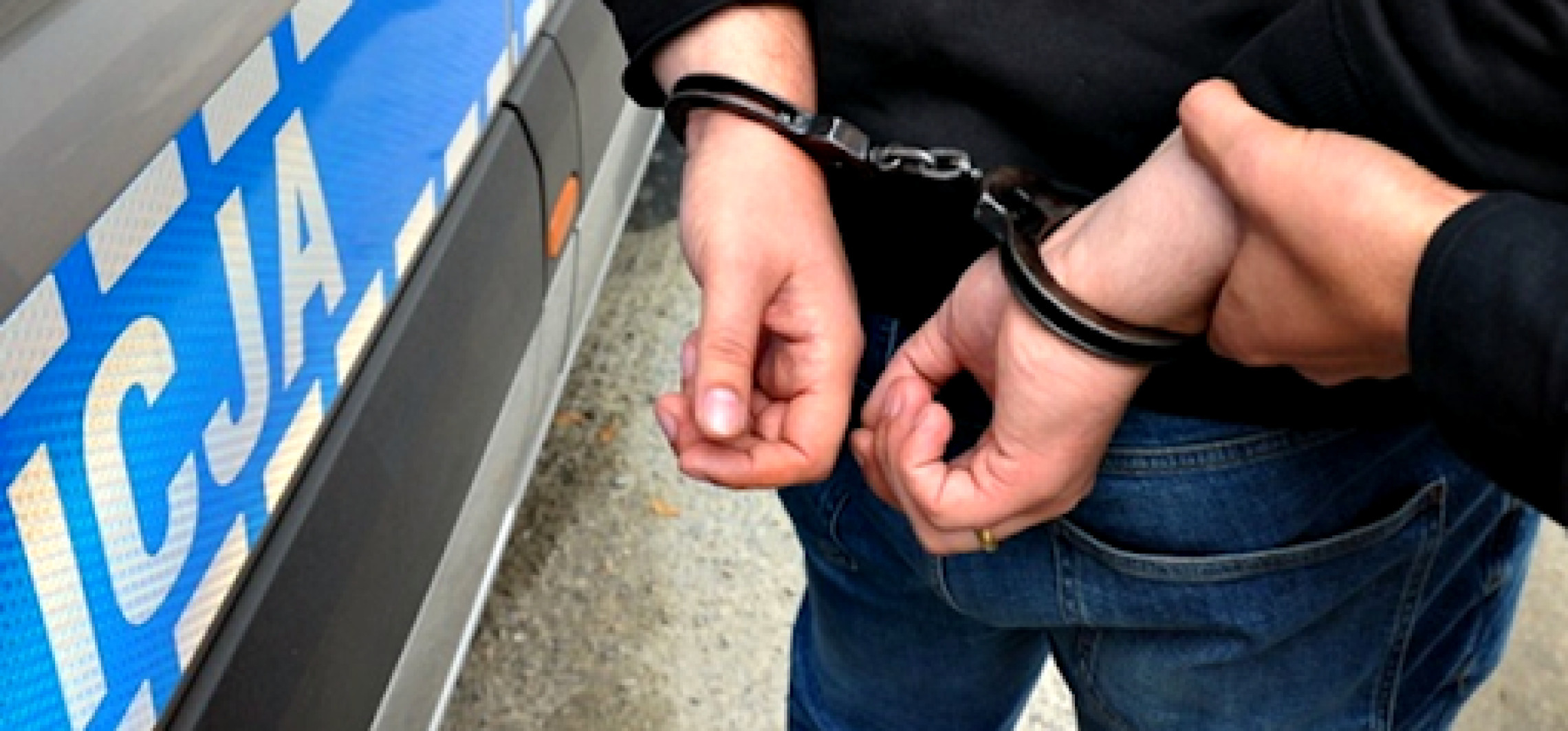 Fałszywa pomoc przy kasie. Oszukał "na rolkę"