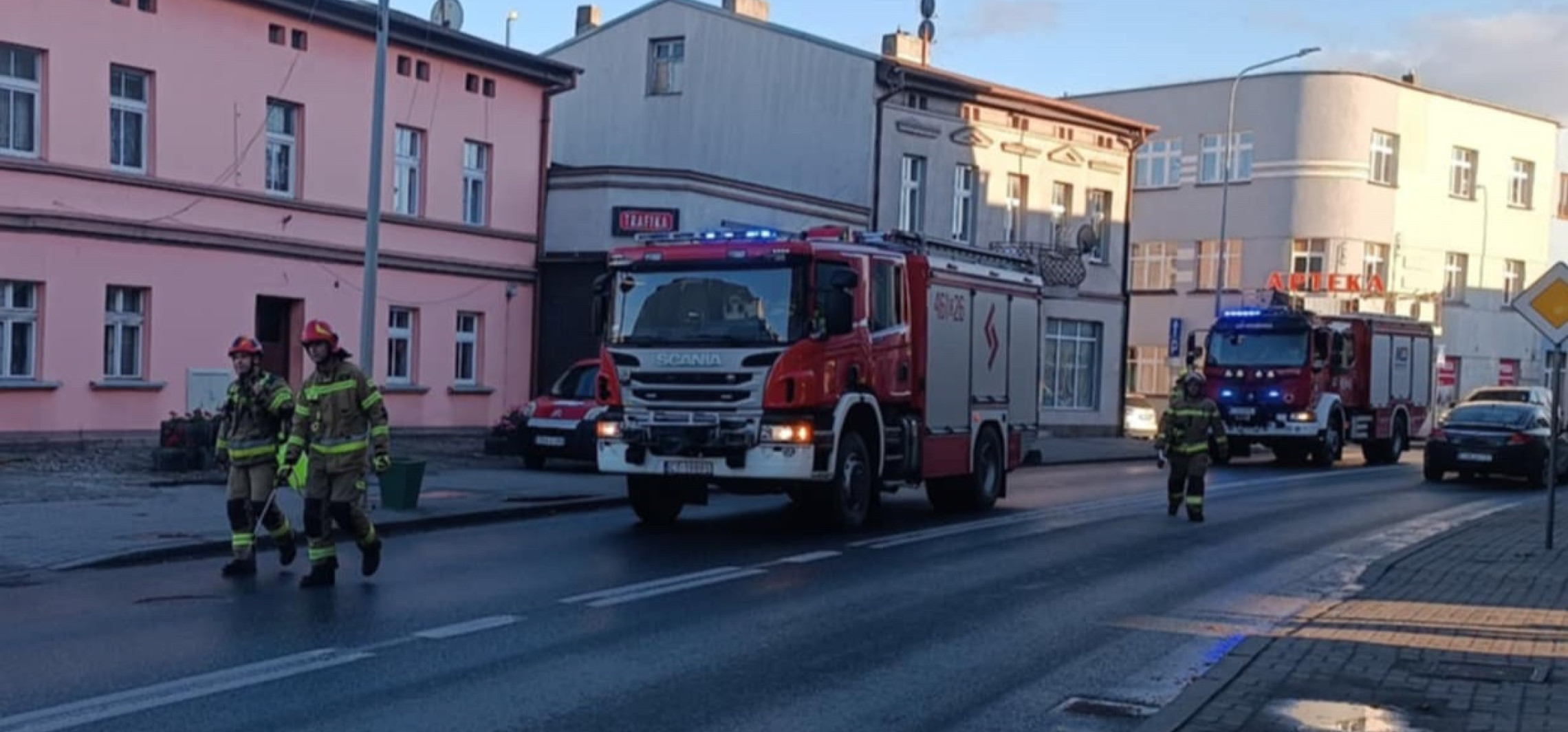 Utrudnienia w centrum Kruszwicy. Straż w akcji