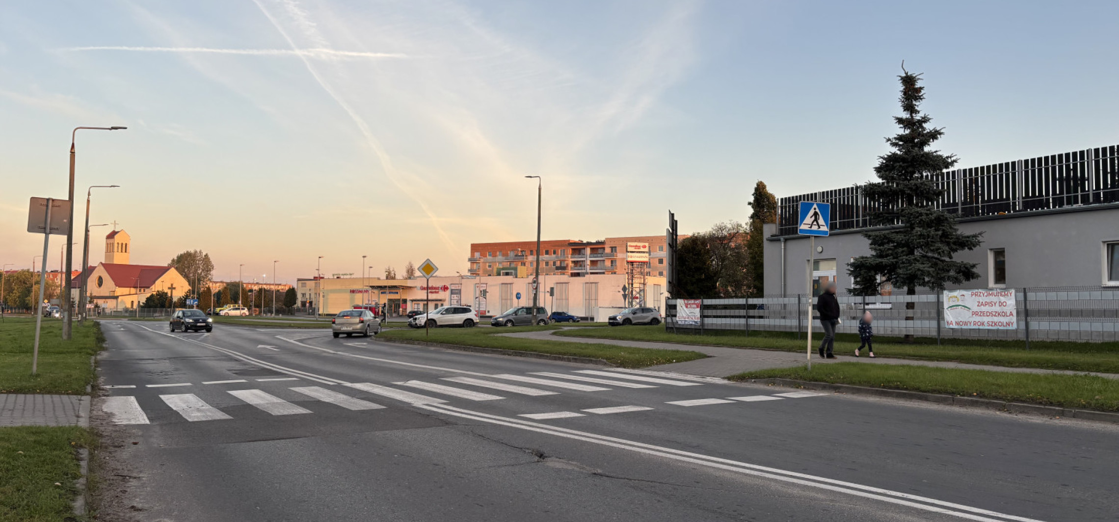 Kierowca mazdy potrącił kobietę na pasach