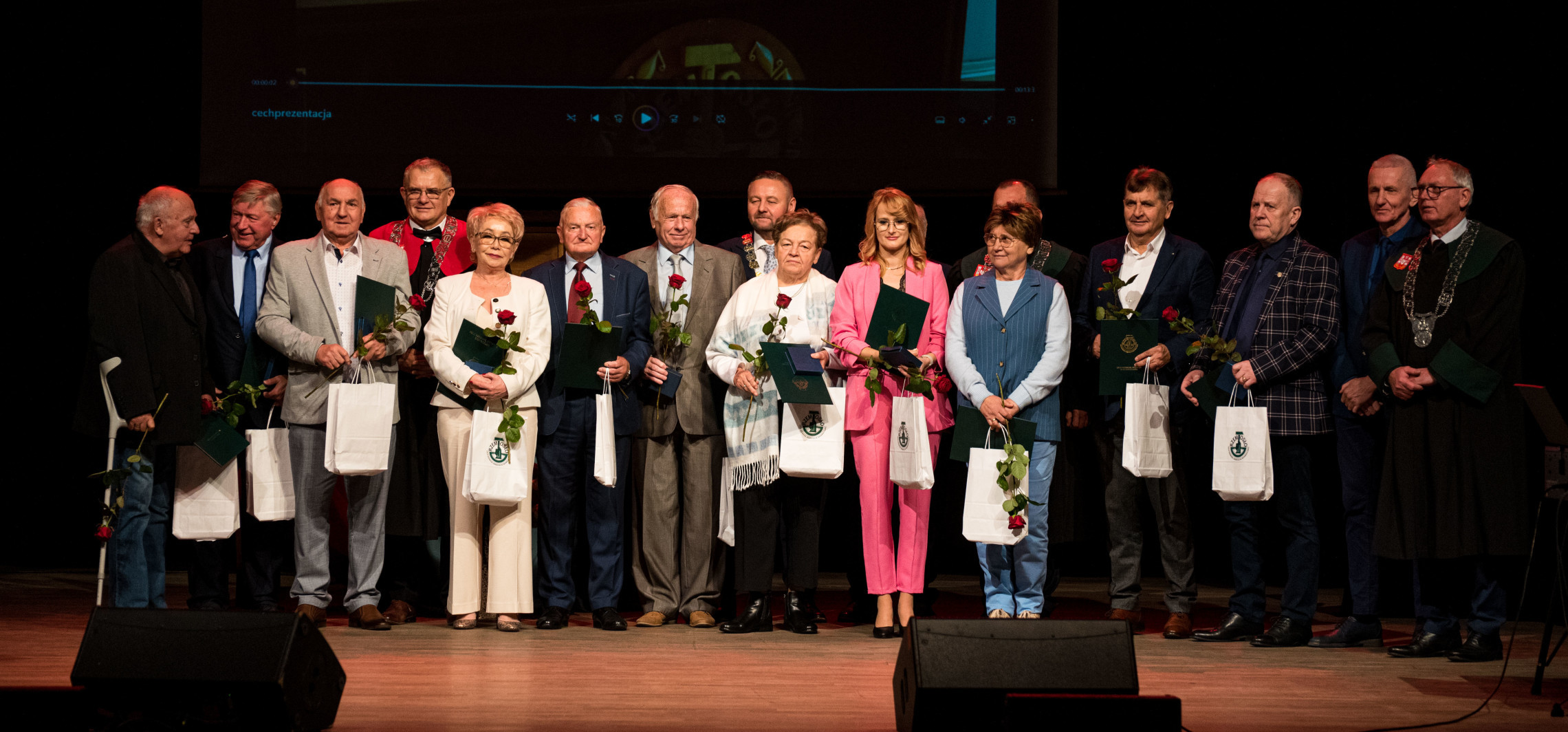 Jubileusz u rzemieślników, podatek w górę, teatr do remontu