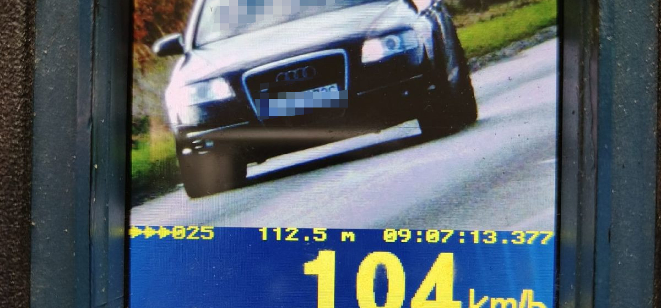 Kierowca audi szarżował na drodze w Rojewie