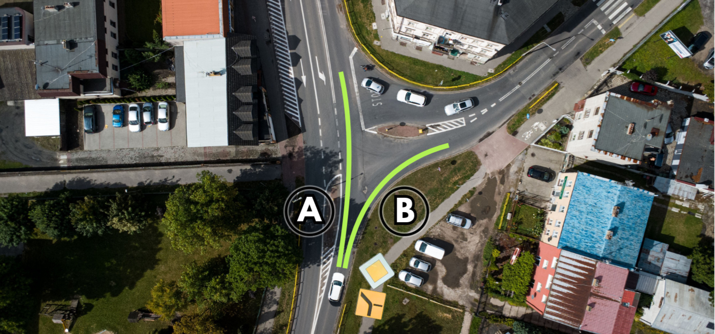 Przejazd przez skrzyżowanie z kierunkowskazem, czy bez?