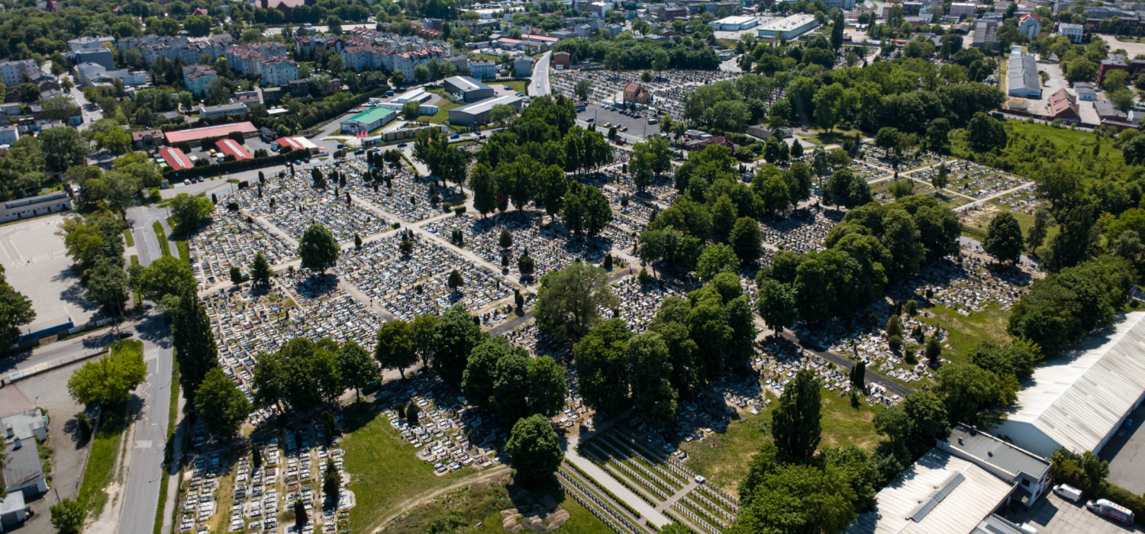 Ważne dla kierowców: zmiany przy cmentarzach