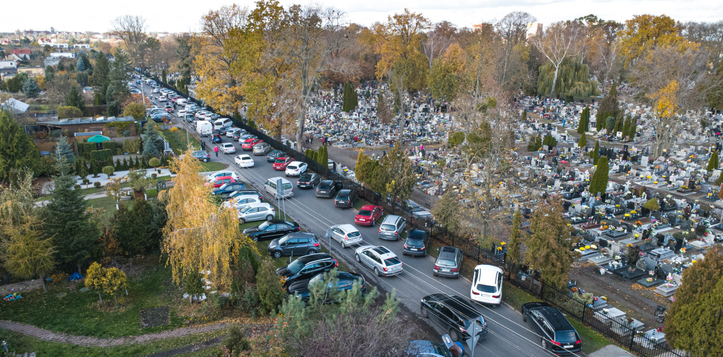 Inowrocław - Ważne dla kierowców: zmiany przy cmentarzach