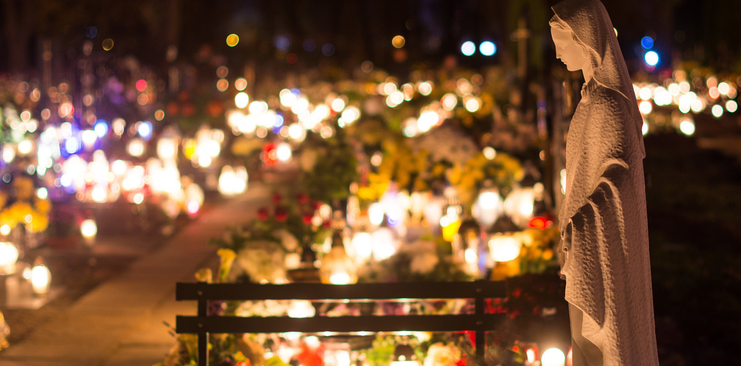 Inowrocław - Wszystkich Świętych w Inowrocławiu. Msze św. i procesje, autobusy, parkingi
