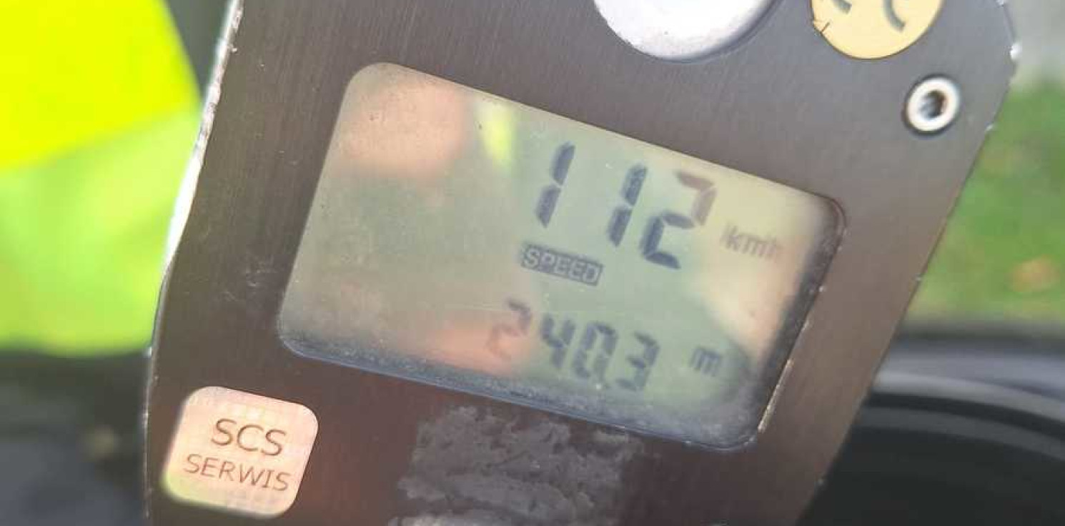 Mogilno - 112 km/h w terenie zabudowanym. Pirat drogowy stracił prawo jazdy