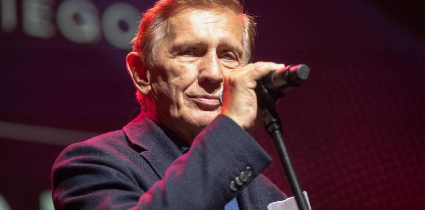 Kraj - Dokument poświęcony Janowi Englertowi w kinach już w grudniu