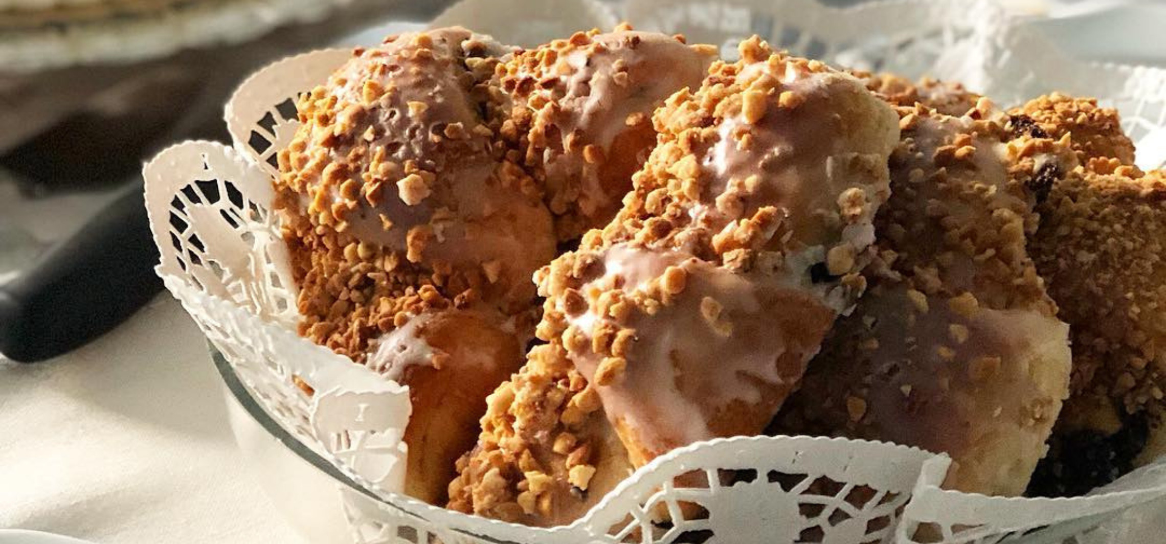 W autobusie MPK będą częstować rogalami