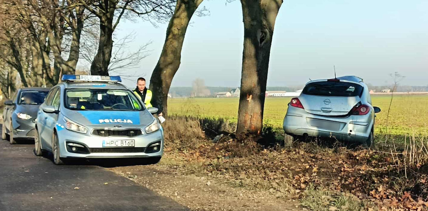 Region - Poranne dachowanie auta, są ranni