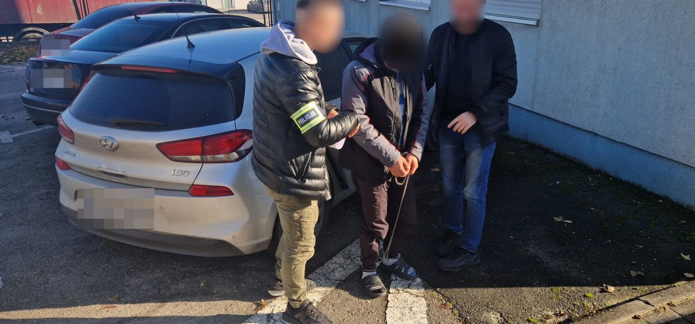 Odzyskali skradzionego golfa. Jechał nim 35-latek z dożywotnim zakazem