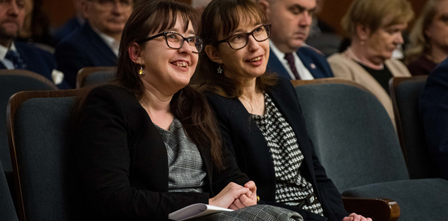 Inowrocław - Pomagają z uśmiechem. Fundacja z Inowrocławia rusza z akcją świąteczną