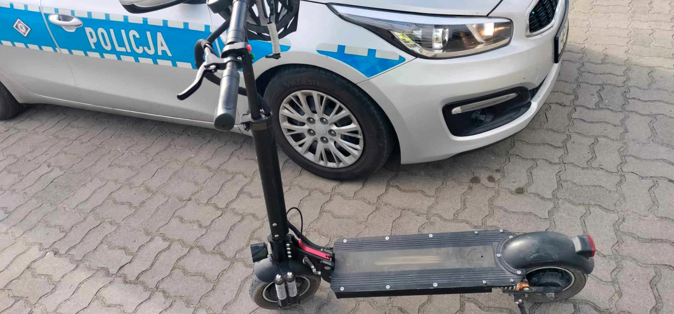 28-latek jechał hulajnogą po pijanemu