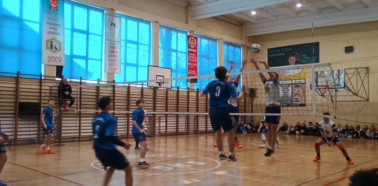 Inowrocław - Ruszył finał mistrzostw siatkarzy szkół ponadpodstawowych