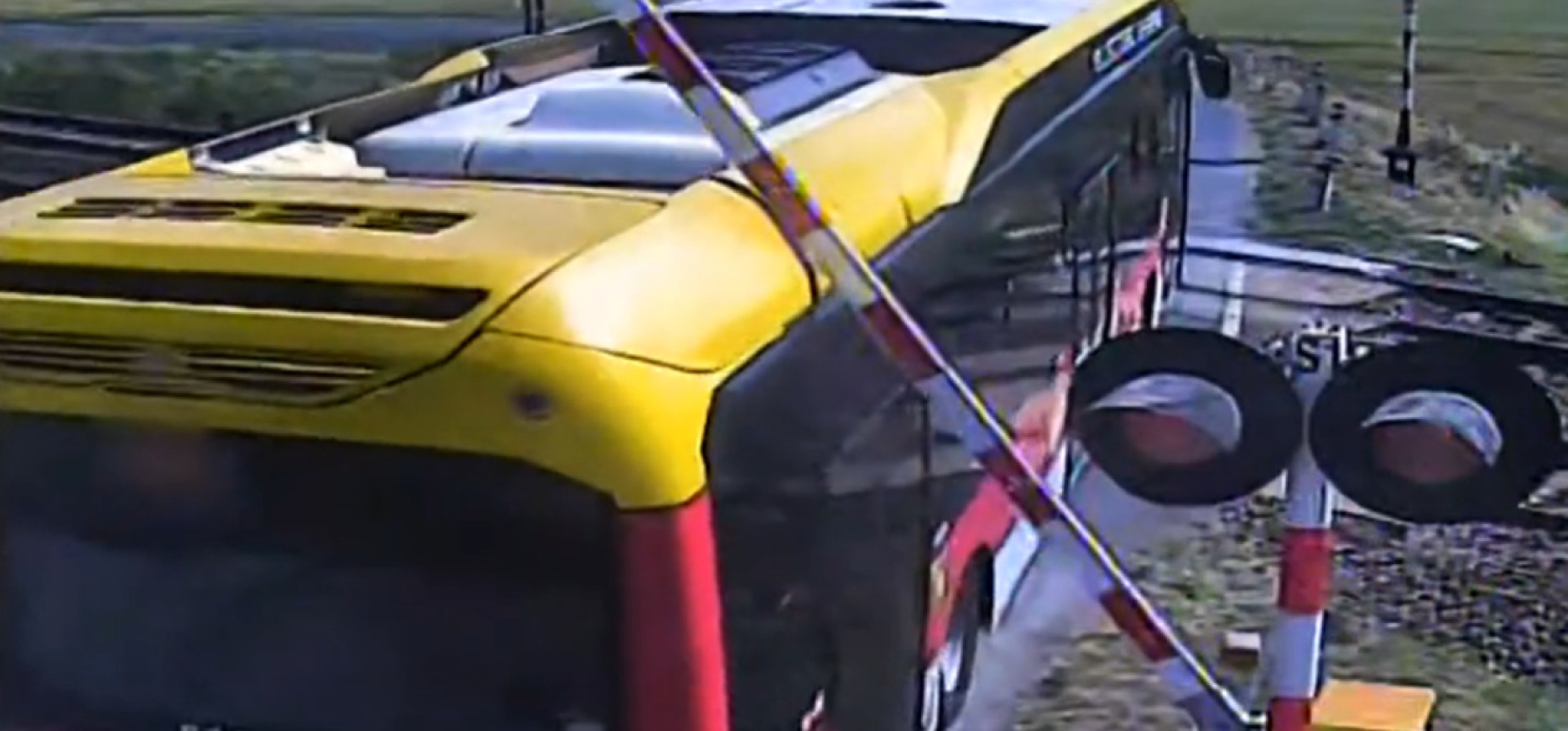 Policja bada niebezpieczne zachowanie kierowcy autobusu MPK