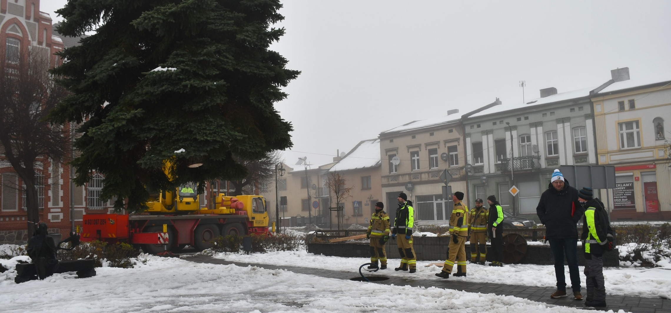 Pakość stroi się na święta. Rynek rozświetlą iluminacje i choinka