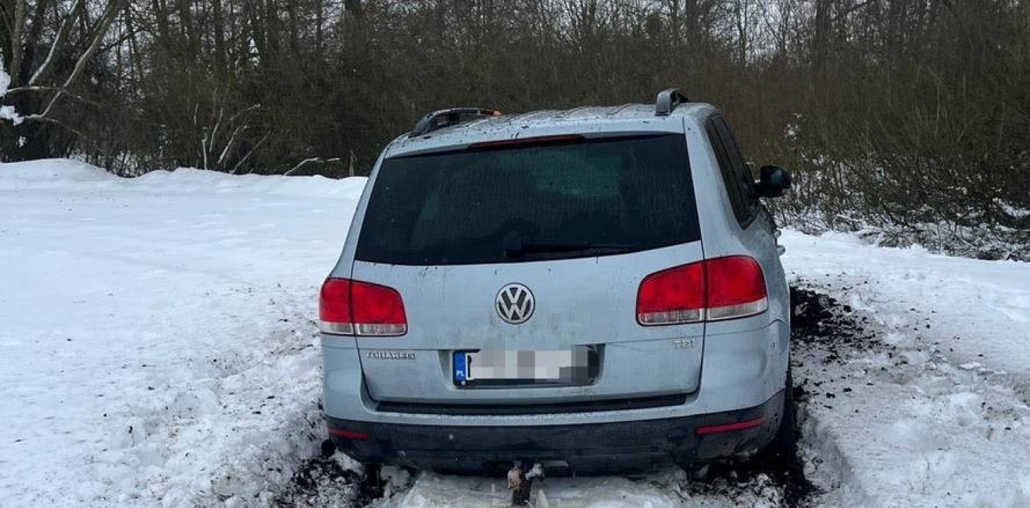 Region - Uciekał przed policją przez dwa powiaty. Schował się w kurniku