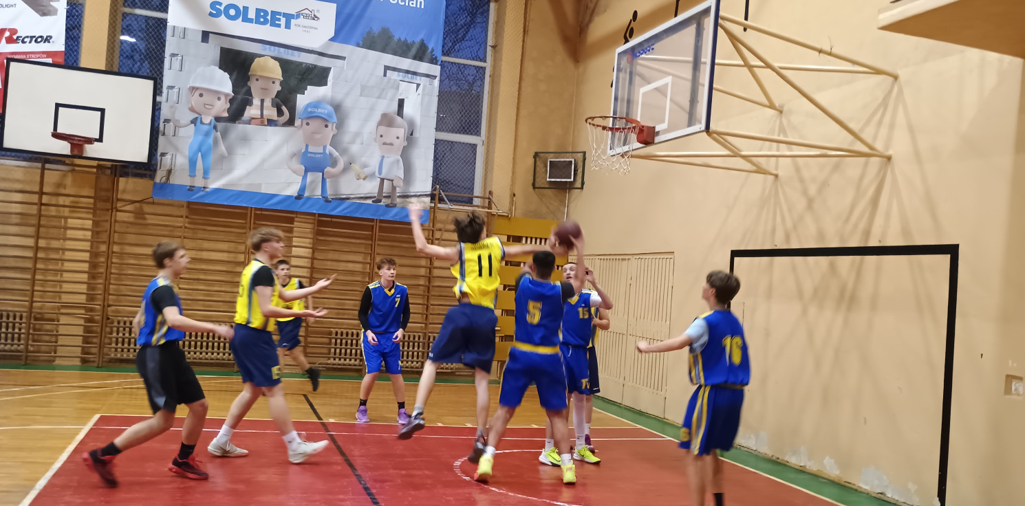 Inowrocław - Dwie wygrane faworytów w szkolnych rozgrywkach