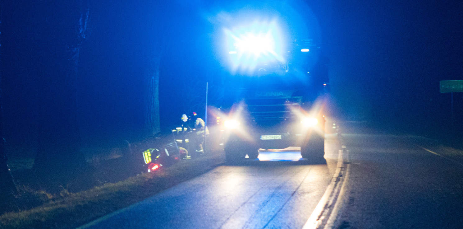 Dąbrowa Biskupia - Dachowanie auta w Pieraniu
