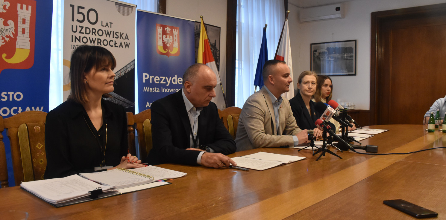 Inowrocław - Szkoły po kontroli. W czterech brak uchybień, w pozostałych zalecenia pokontrolne