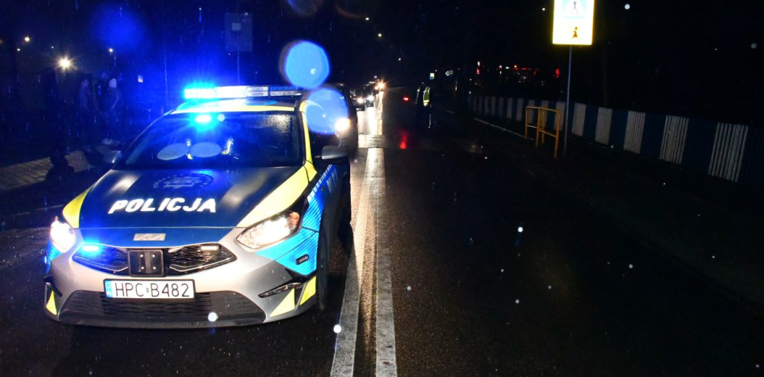 Mogilno - Kierowca opla potrącił na pasach 90-latkę