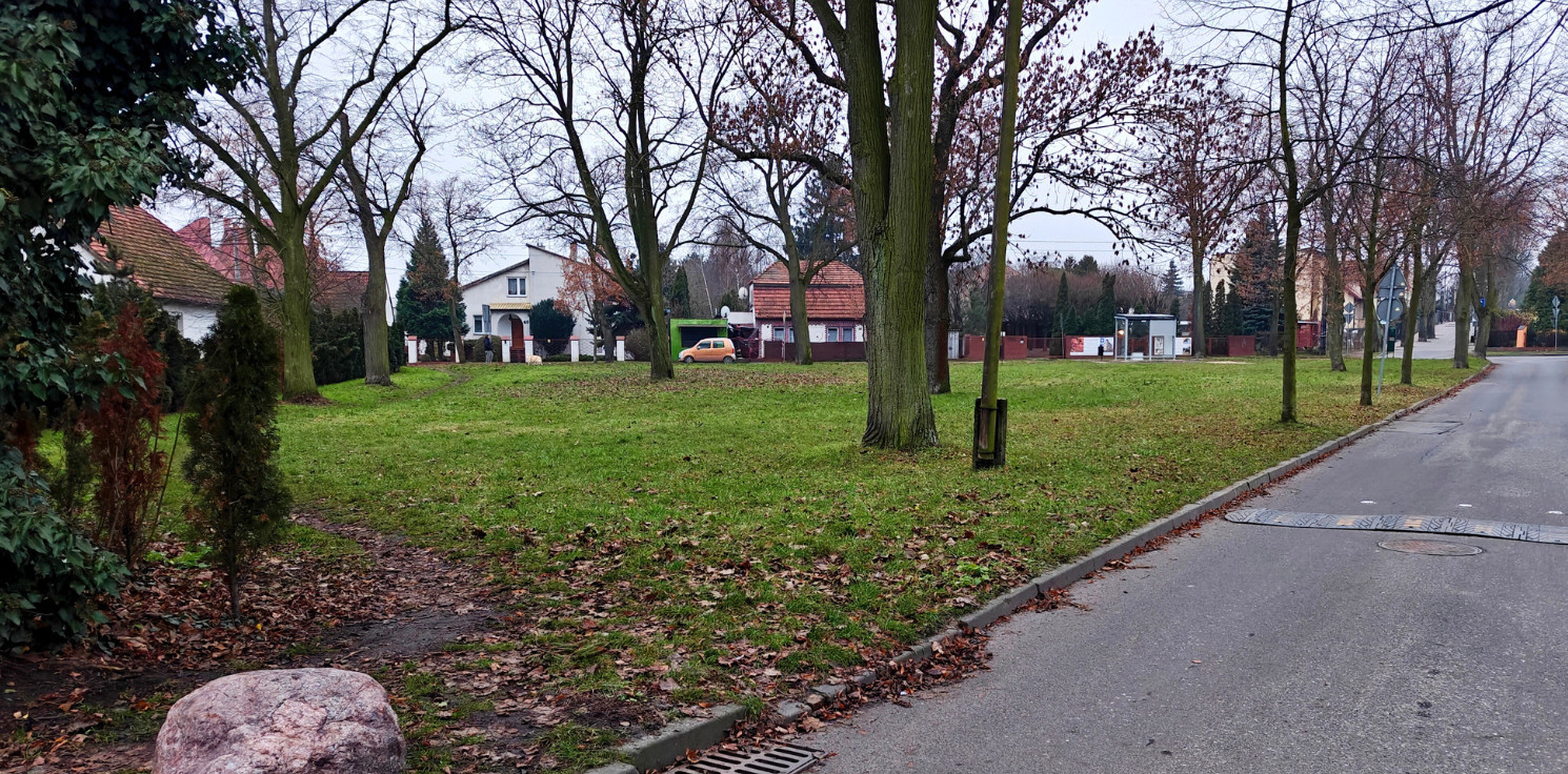 Inowrocław - Parking na Lipowej? Nie, za to ogród deszczowy tak