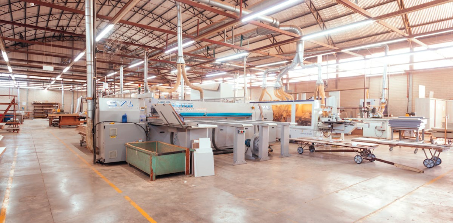 Region - Techniki prostowania blach - Od tradycyjnych metod do innowacyjnych rozwiązań