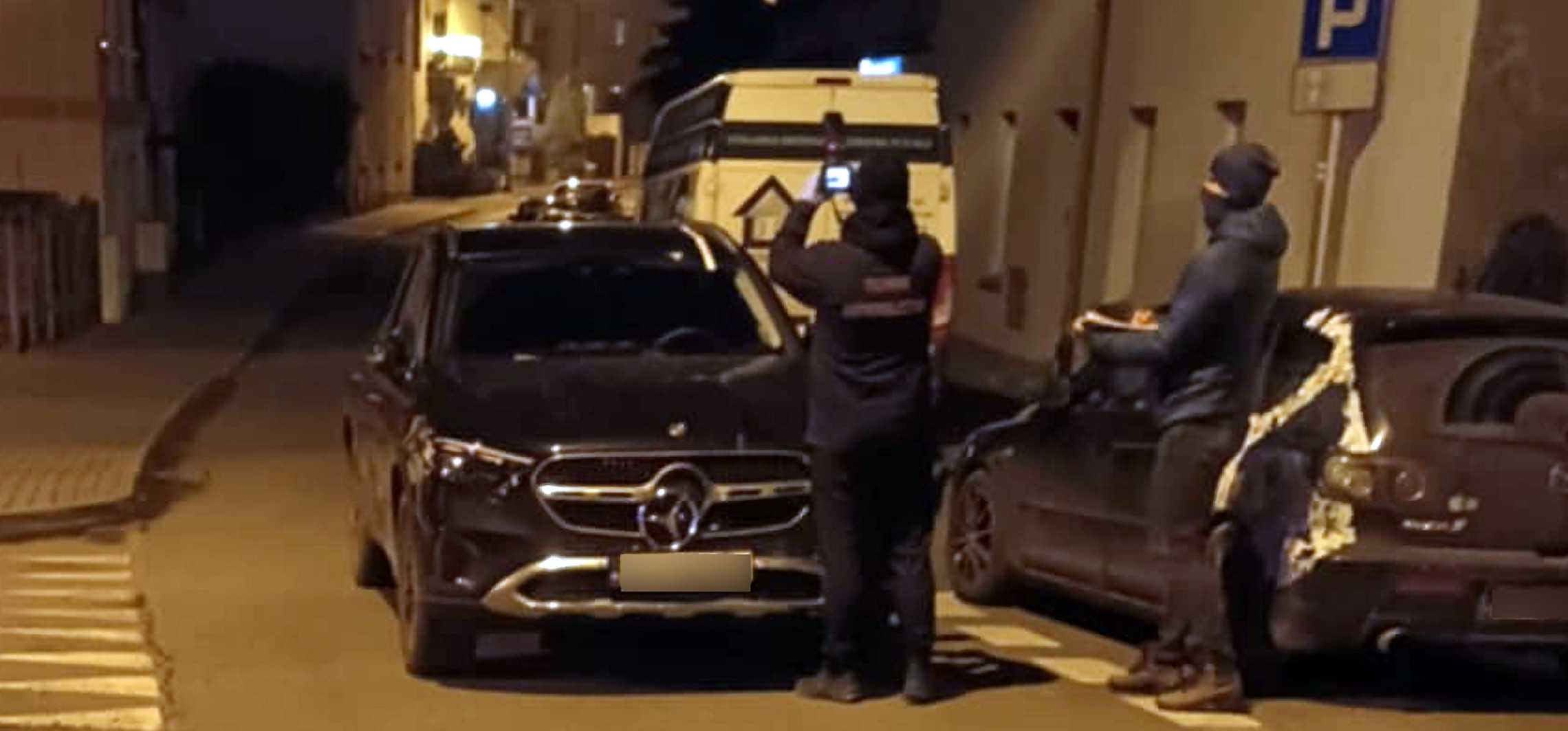 Policyjny pościg w Kruszwicy. Mężczyzna uszkodził kilka aut