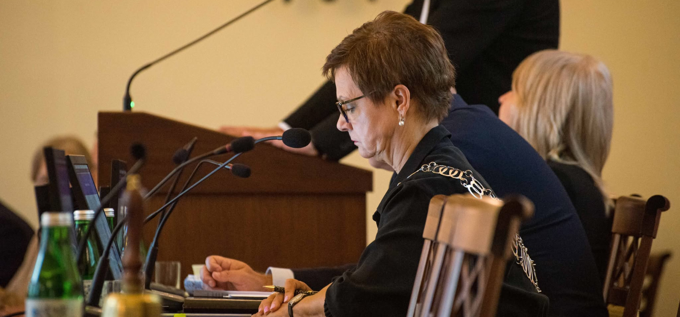 Formalności ważniejsze niż problem? Rodzice nie wystąpią na sesji Rady Miejskiej