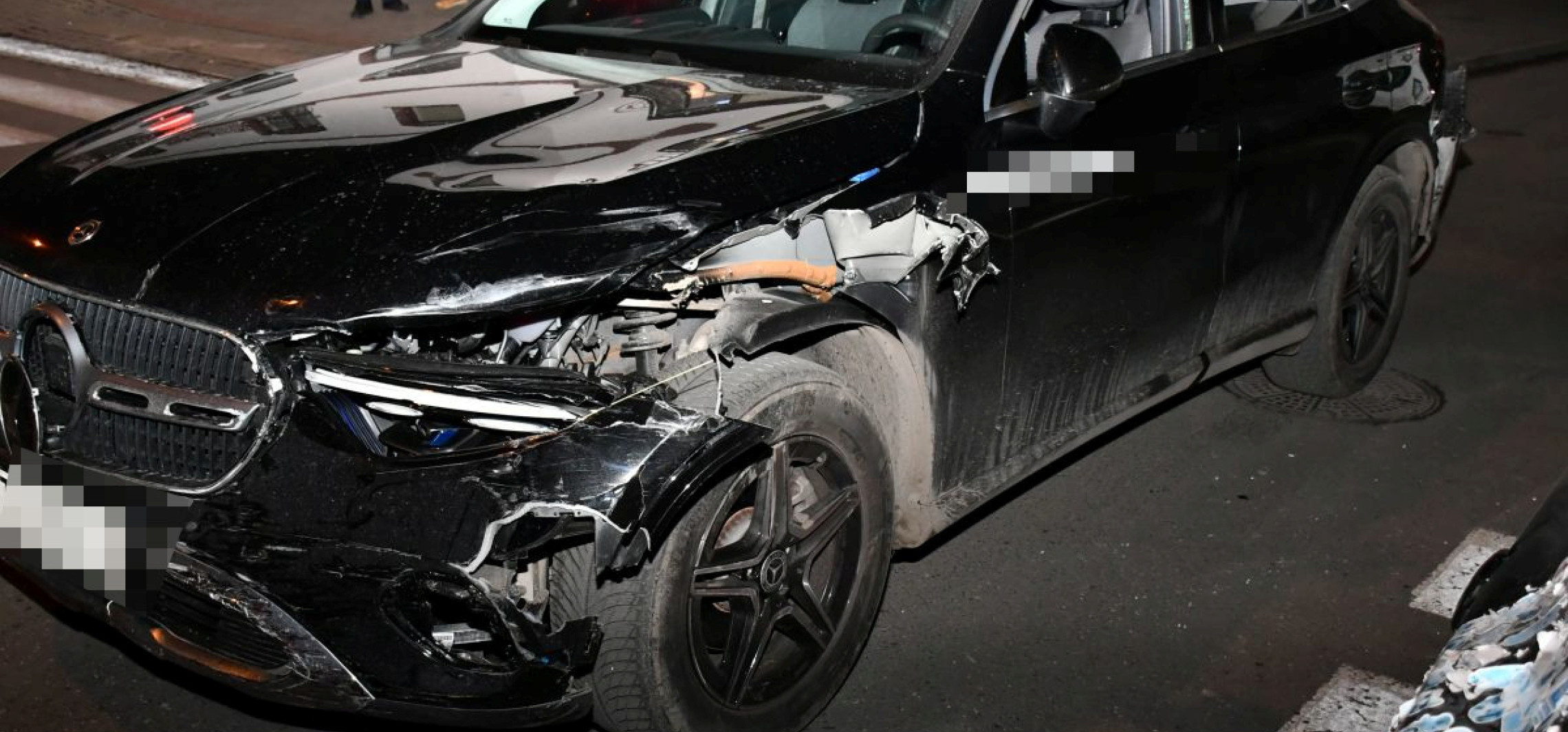 Ukradł auto grożąc nożem. Uciekał przed żabolami [nowe informacje]