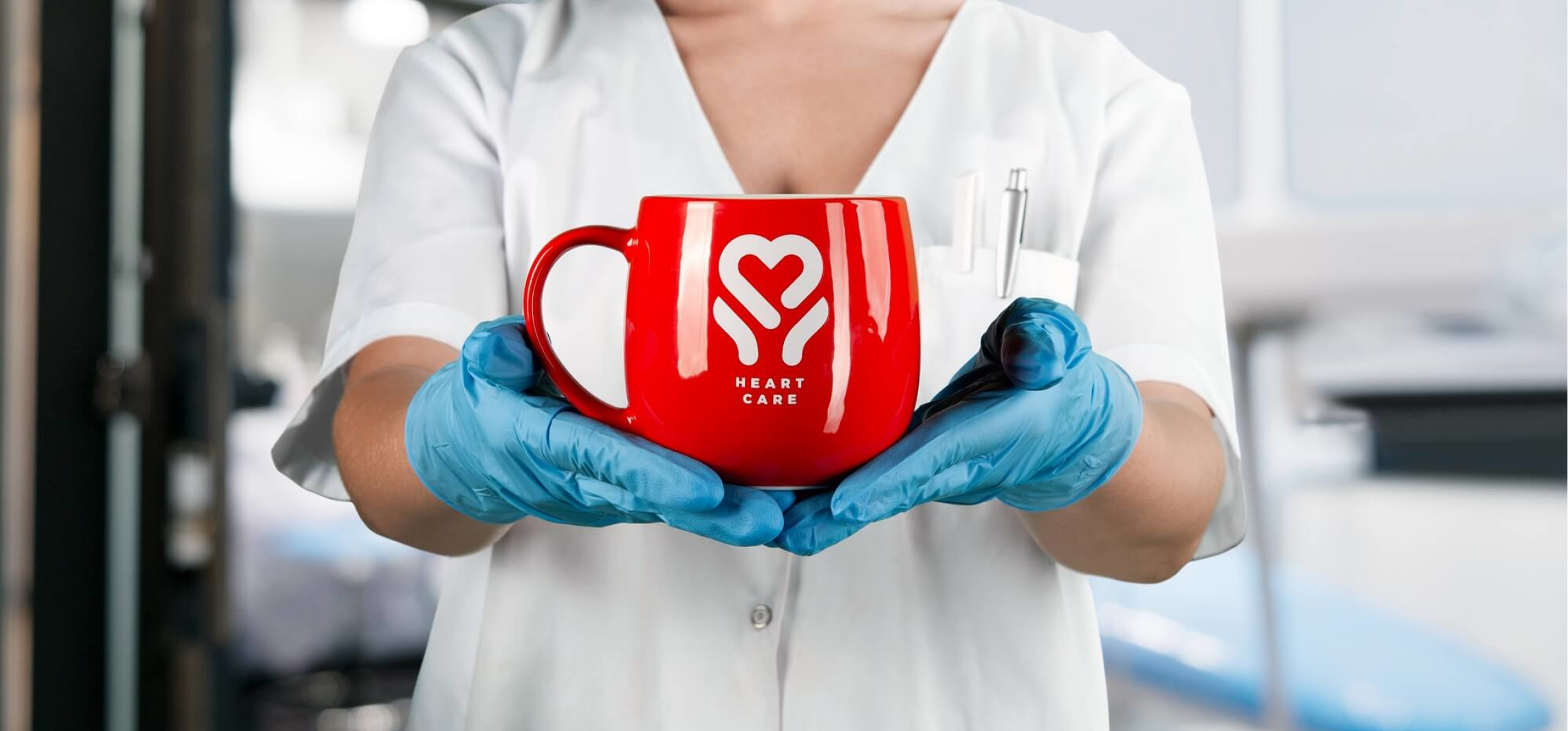 Profesjonalizm w każdym detalu: Jak spójna zastawa firmowa wpływa na odbiór Twojej marki?