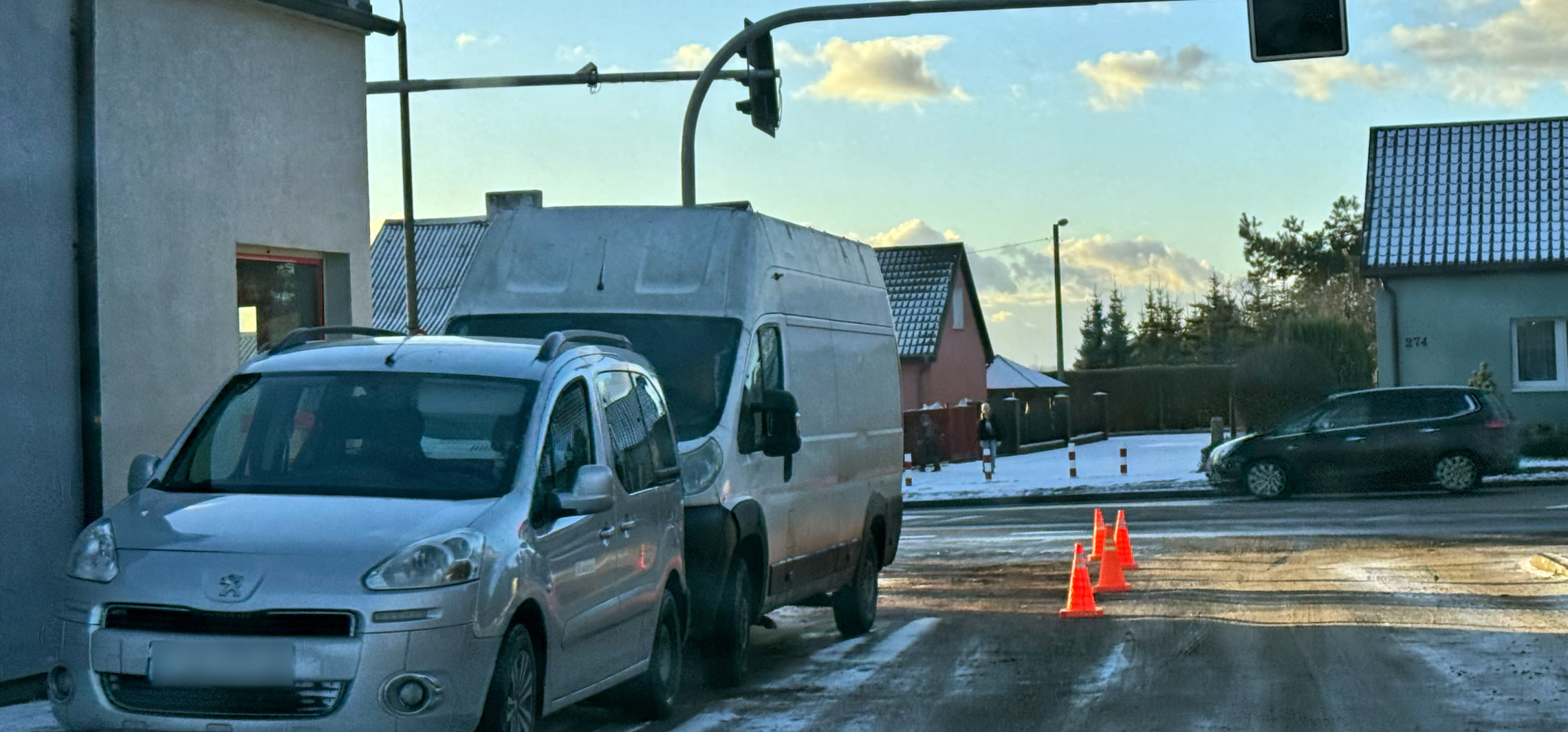 Utrudnienia w Mątwach po zderzeniu dwóch aut