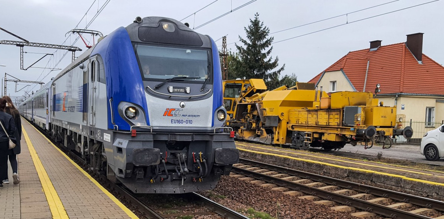 Inowrocław - Zepsute ogrzewanie i opóźnienie. Pasażerowie o złych warunkach w pociągu do Warszawy