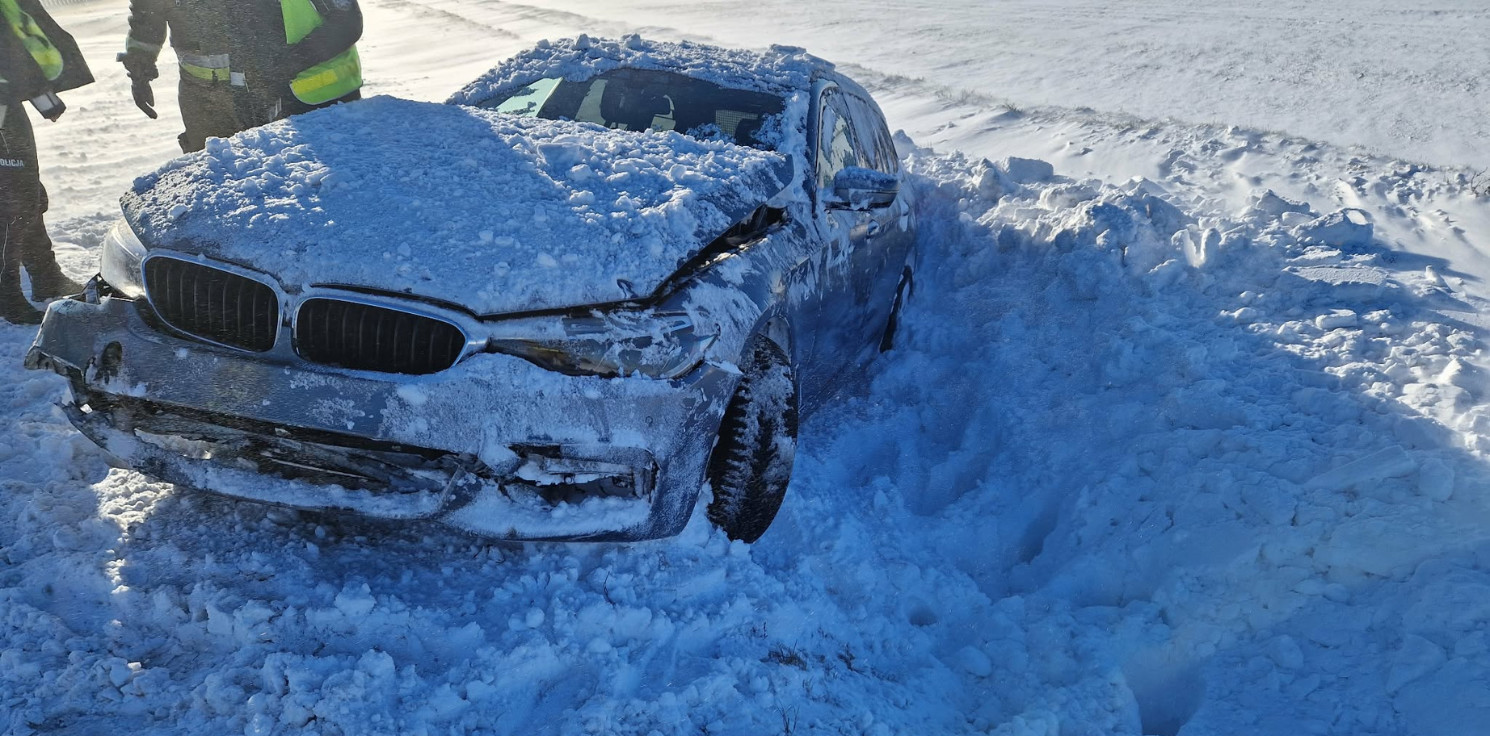 Strzelno - BMW wylądowało w rowie. Wyglądało groźnie