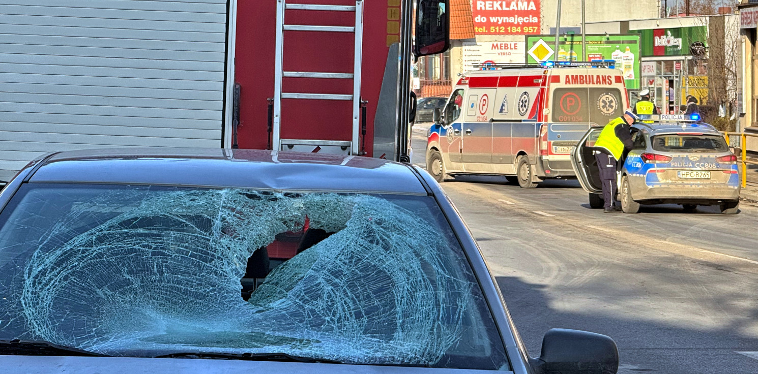 Inowrocław - Potrącenie nastolatka w centrum Inowrocławia. Utrudnienia na ul. Andrzeja
