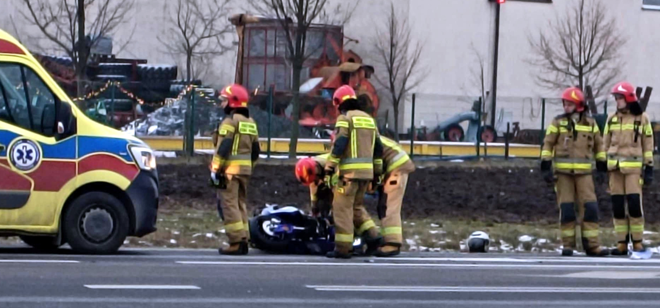 Groźna kraksa koło Kruszwicy. Ranny motocyklista