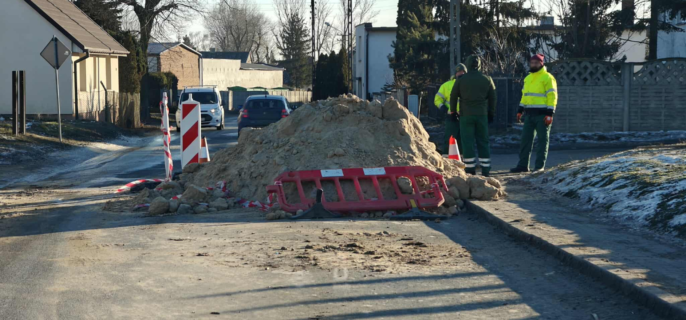 Zamknięty odcinek Szymborskiej. Pracuje tam ekipa "Wodociągów"