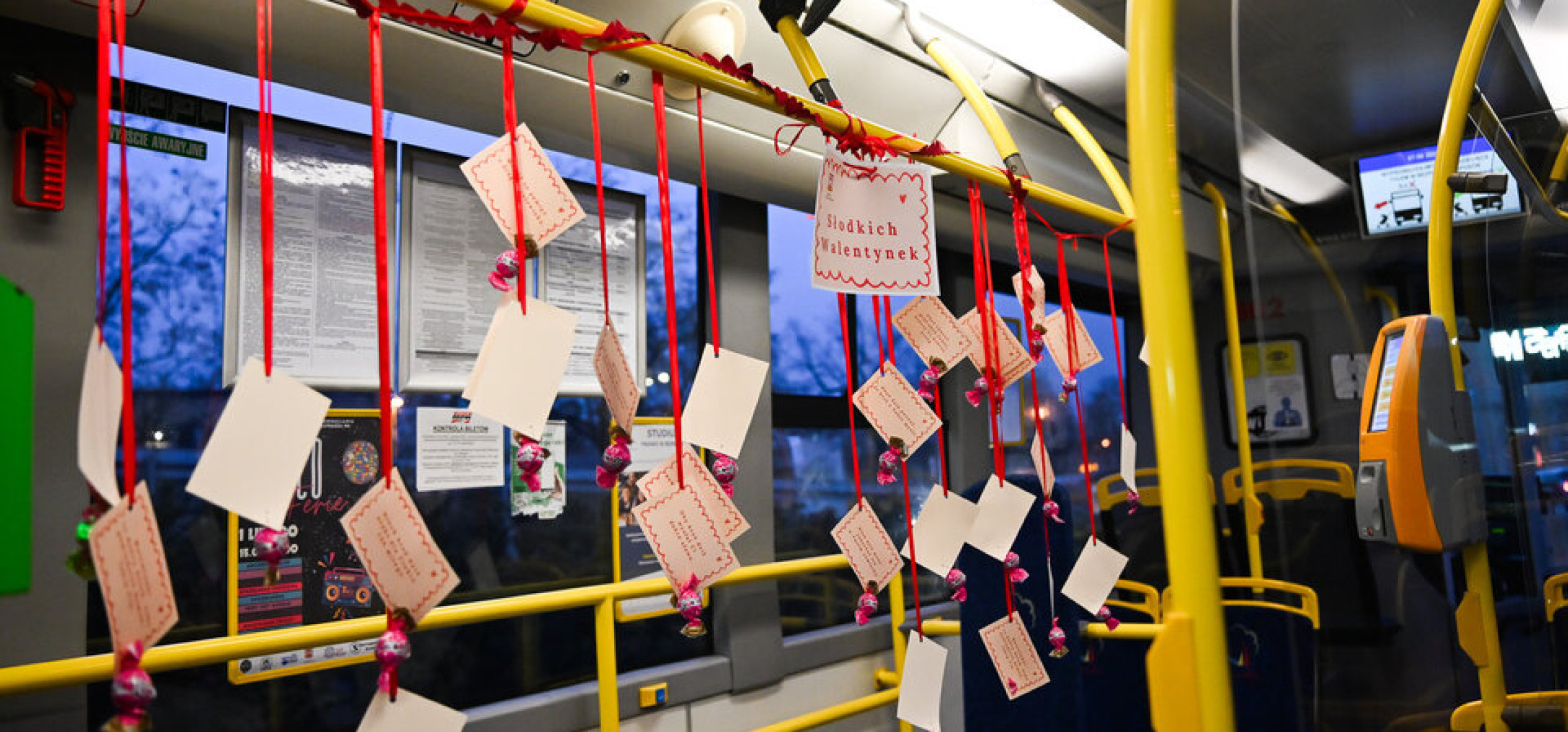 Walentynkowa niespodzianka w autobusach MPK