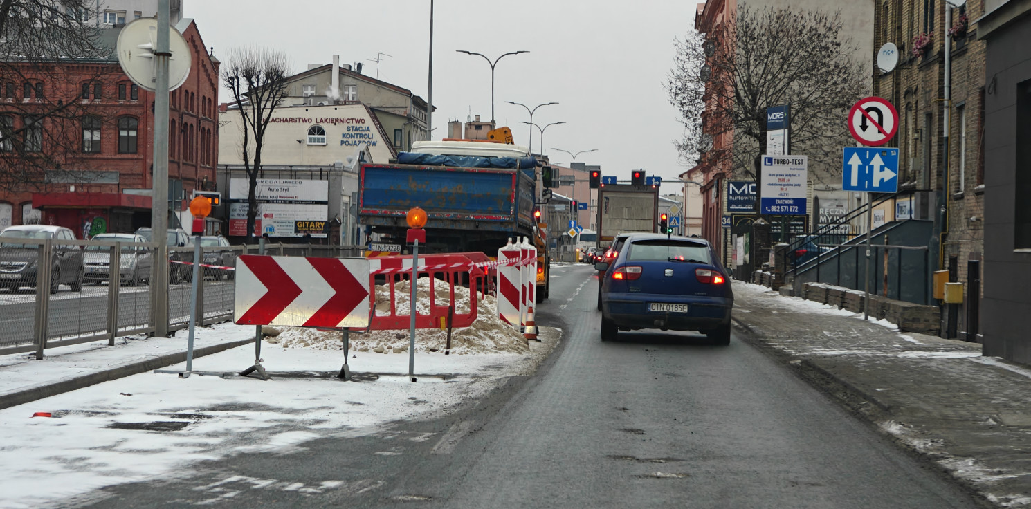 Inowrocław - Awaria wodociągowa na Dworcowej. Są utrudnienia