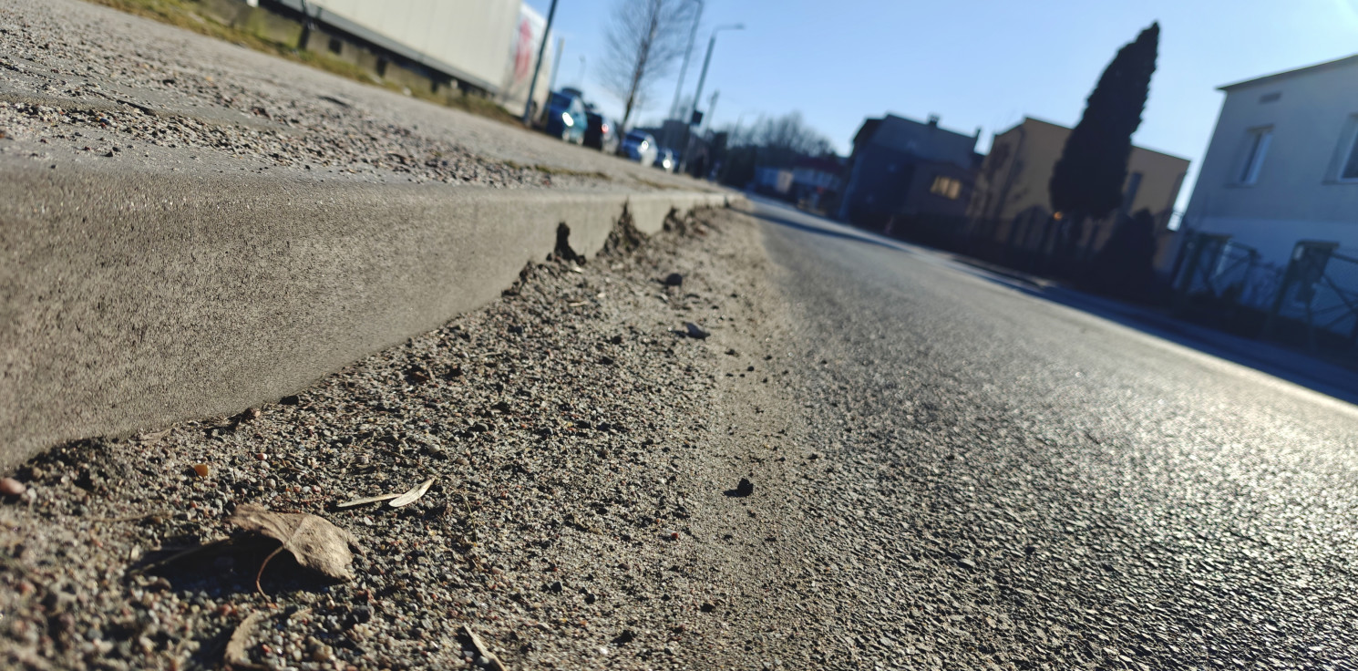 Inowrocław - Wodociągi do zarządców dróg: czas na posprzątanie nawierzchni
