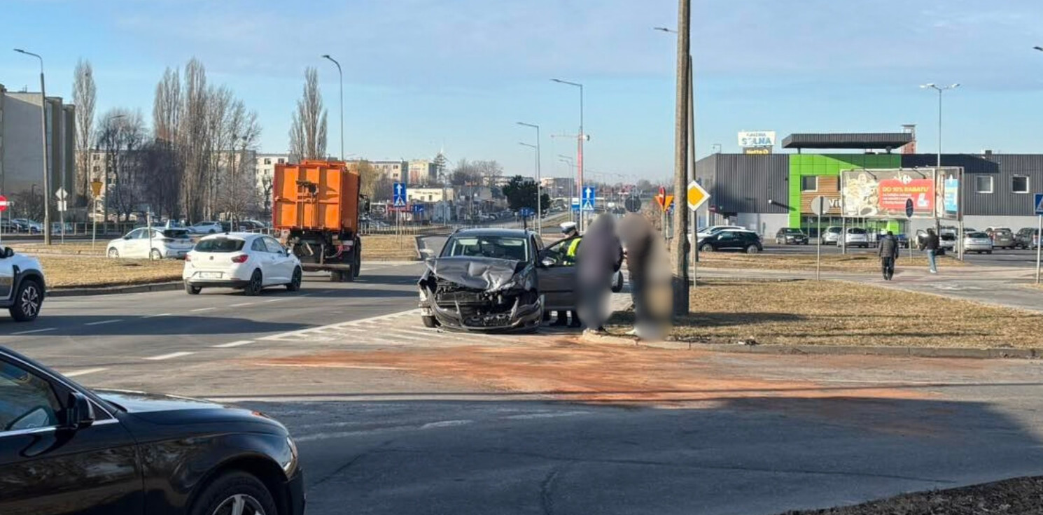 Inowrocław - Dwie osobówki zderzyły się na Rąbinie