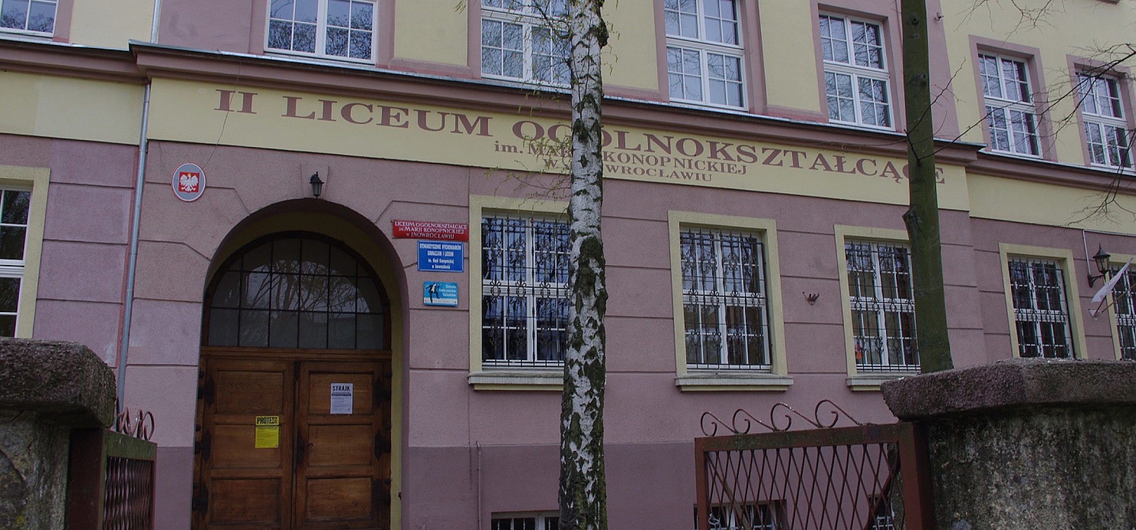 Kontrola w II LO w Inowrocławiu. Pod lupą wycieczki szkolne