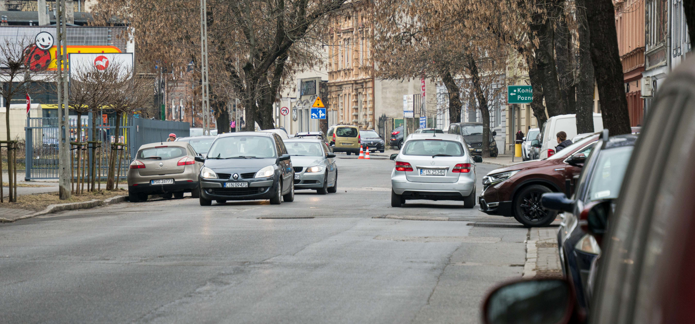 Jazda tą ulicą to jazda bez trzymanki. Pytamy, kiedy remont