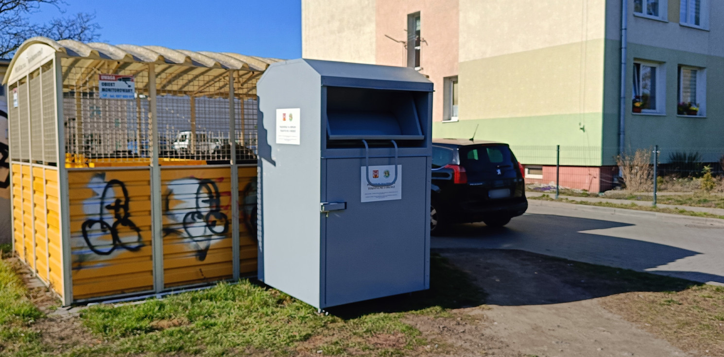 Inowrocław - Nowe pojemniki na zużytą odzież. Lista punktów