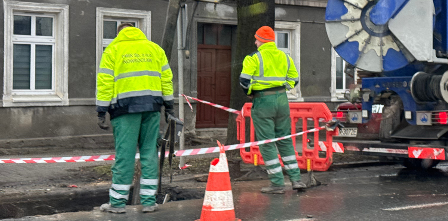 Inowrocław - Utrudnienia na Toruńskiej, na miejscu pracuje PWiK